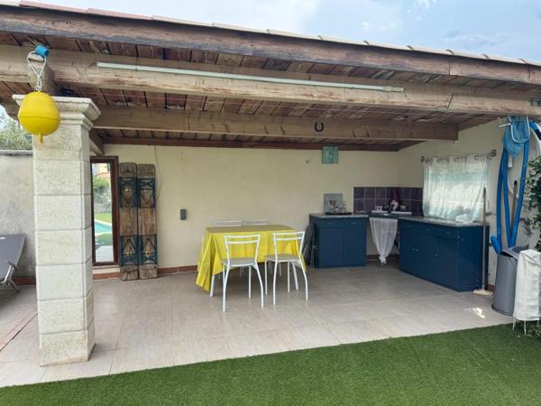 ☀️ EXCLUSIVITÉ – Charmante maison individuelle de plain-pied avec piscine et 2 garages à Peyruis ☀️