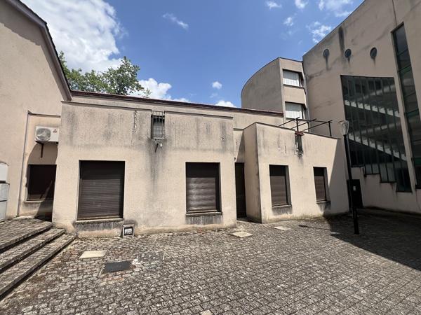 local professionnel centre Mornant