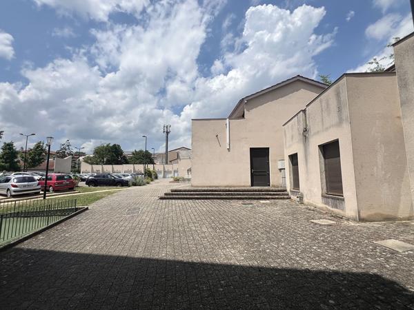 local professionnel centre Mornant