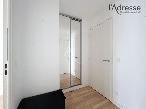 Appartement Suresnes 3 pièces meublée/Parking