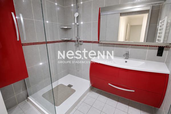 NESTENN VENISSIEUX - CENTRE-VILLE - SAINT FONS - T4 - TRANSPORT COMMUNS - FUTUR T10 - COMMERCES - ECOLES -- GARAGE  - CAVE