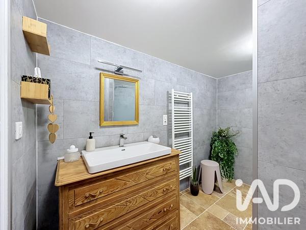 Maison à vendre 7 pièces 194 m² Arzenc-d'Apcher