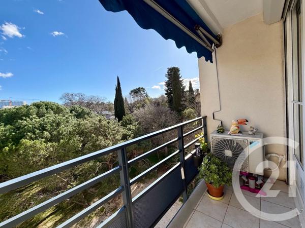 Appartement T3 à vendre  3 pièces - 65,16 m2 MARSEILLE - 13009