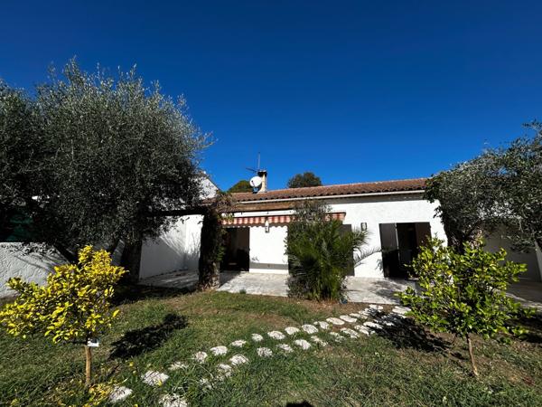Mougins Tzang : Maison de plain pied, 4 chambres, jardin et piscine au calme