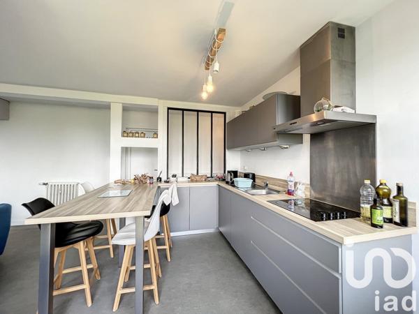 Appartement 5 pièces de 90 m² à Laval (53000)