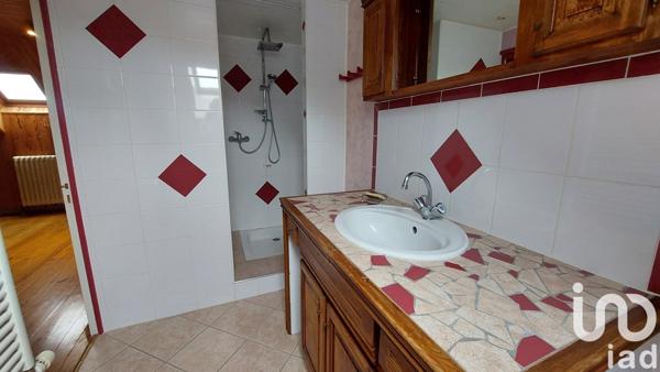 Maison 7 pièces de 147 m² à Buzançais (36500)