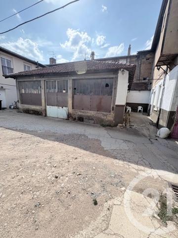 à vendre  137 m 2   BELLEVILLE  - 69
