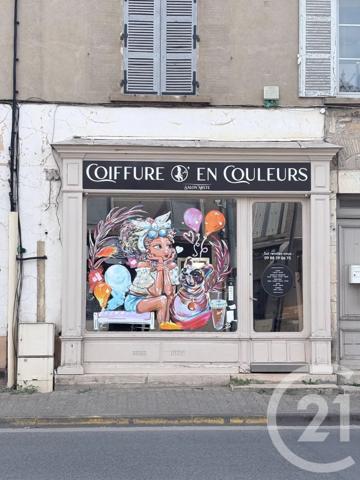 à vendre  137 m 2   BELLEVILLE  - 69
