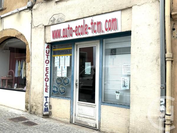 à vendre  137 m 2   BELLEVILLE  - 69