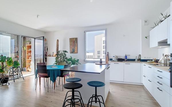 Appartement à vendre    3 pièces • 63 m2 Nantes