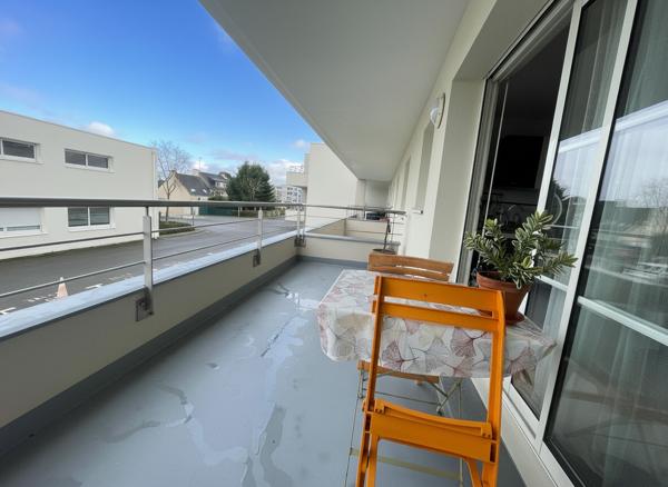 Appartement à vendre à Vannes 2 pièces 45 m² ascenseur balcon garage parking