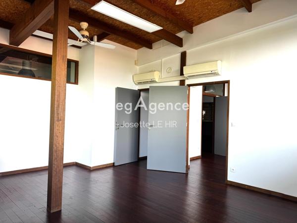 Bureaux à CAYENNE, 97300 - 20 pièces 667m²