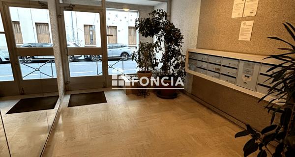 À vendre Studio 25.69 m² - Villeurbanne 69100