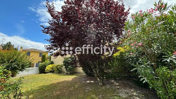 Maison
         6 pièces
        - 157 m² Exclusivité 710 000 € *