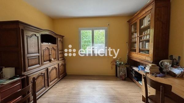 Maison
         6 pièces
        - 157 m² Exclusivité 710 000 € *