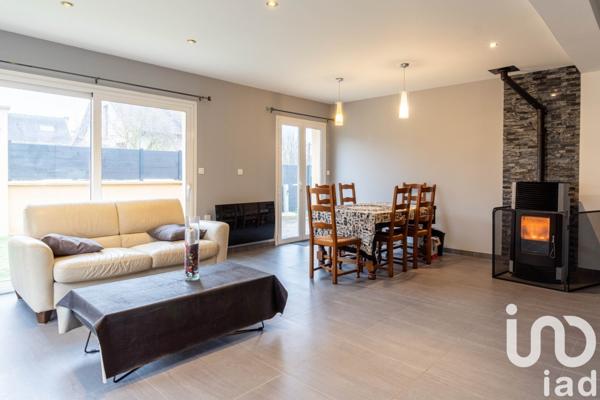 Maison traditionnelle 6 pièces de 135 m² à Beynes (78650)