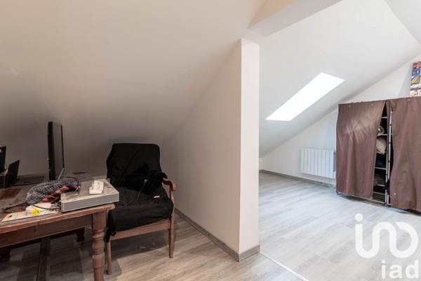 Maison traditionnelle 6 pièces de 135 m² à Beynes (78650)