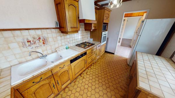 Pavillon à Douvres La Delivrande avec un grand terrain