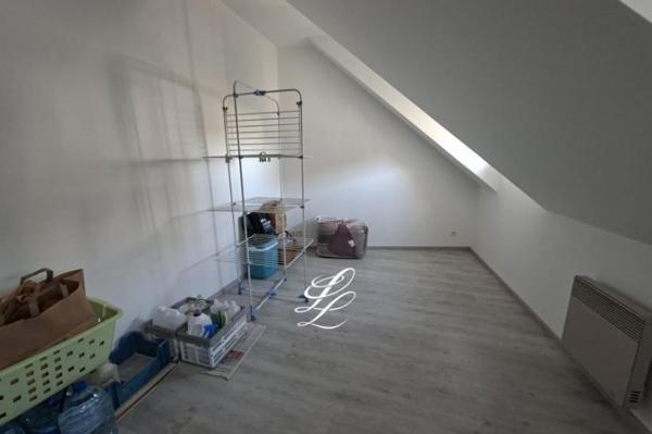 Vente - Appartement 3 pièces 48 m 2 SABLE SUR SARTHE (72300)
