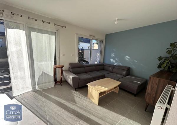 Maison à louer 3 pièces 70.79m² Laval (53000)