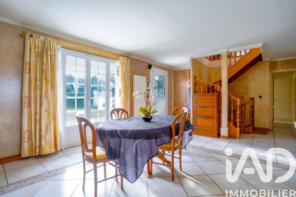 Maison à vendre 6 pièces 160 m² Maurepas