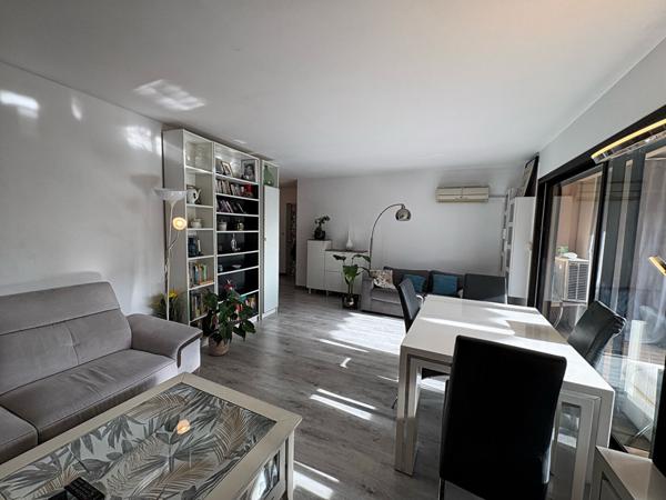 Hyères- Appartement T3 - 72m² - Garage - Terrasse 35 m²