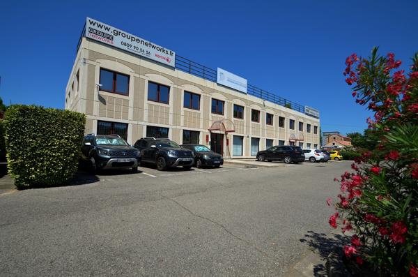 Aubagne (13400) AUBAGNE - Proche La Penne - Bureaux 40 m²