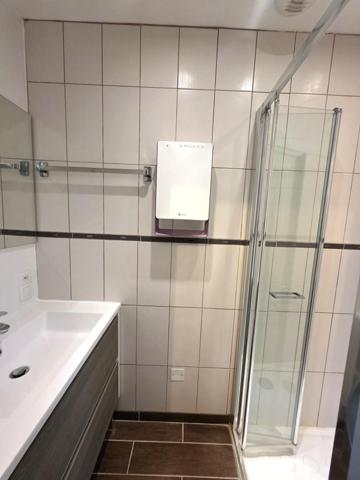 Maison de bourg rénovée, ses 4 chambres, son garage et son terrain