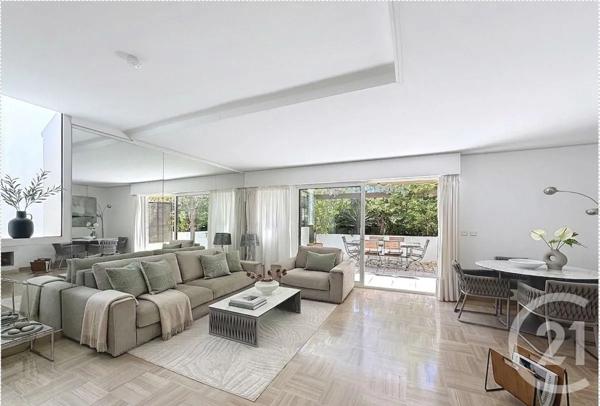 Maison à vendre  6 pièces - 115 m 2   CANNES  - 06