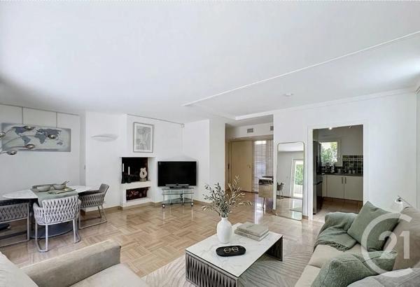 Maison à vendre  6 pièces - 115 m 2   CANNES  - 06