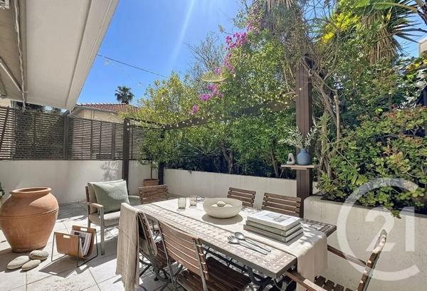 Maison à vendre  6 pièces - 115 m 2   CANNES  - 06