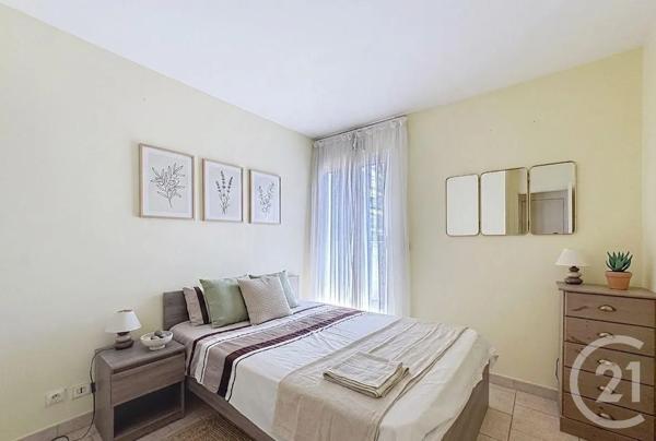 Maison à vendre  6 pièces - 115 m 2   CANNES  - 06
