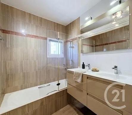 Maison à vendre  6 pièces - 115 m 2   CANNES  - 06