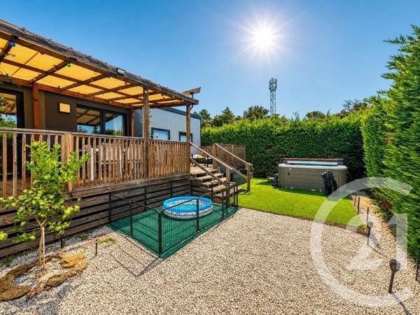 Maison à vendre  3 pièces - 40 m 2   LA GARDE FREINET  - 83