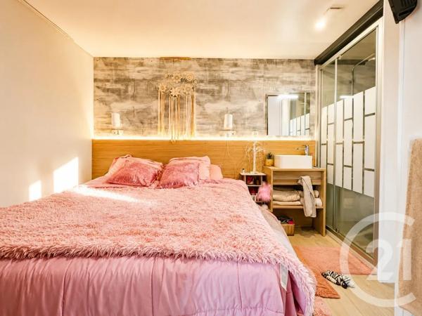 Maison à vendre  3 pièces - 40 m 2   LA GARDE FREINET  - 83
