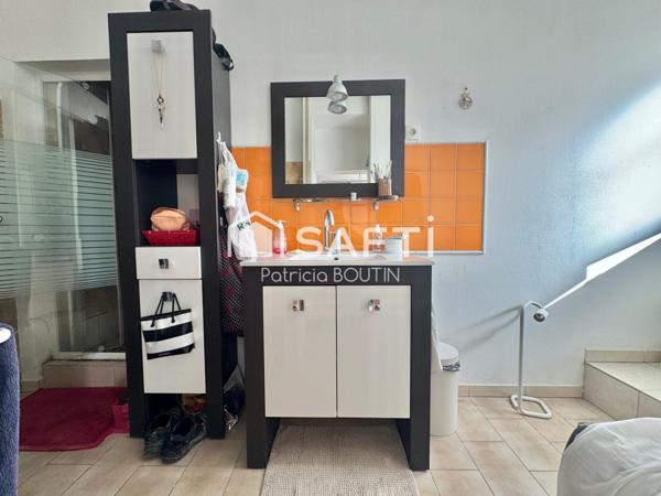 Local commercial + fonds de commerce + maison d'habitation à Niort !