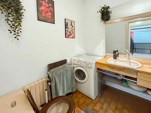 Paris 16e - Appartement 47 m² en entresol