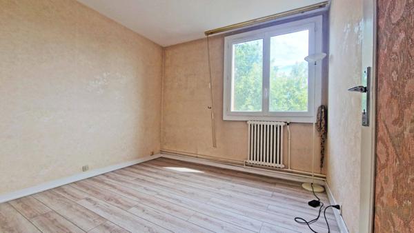 APPARTEMENT F5 A LOUER - DOUBLE SEJOUR - HAUT DE MONTMORENCY - A COTE DE LA FORET