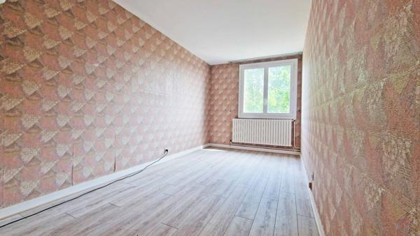 APPARTEMENT F5 A LOUER - DOUBLE SEJOUR - HAUT DE MONTMORENCY - A COTE DE LA FORET