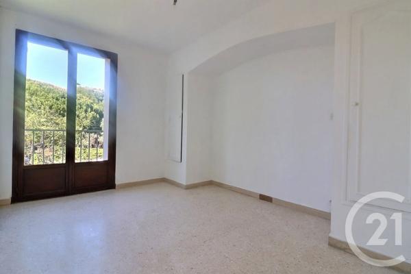 Appartement F3 à vendre  3 pièces - 70,11 m 2   FREJUS  - 83