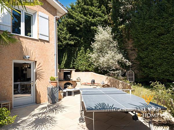 Centre Bourg-Eglise de CHARLY - Maison de famille 243 m² hab - 4 chambres dont une suite parentale de plain-p