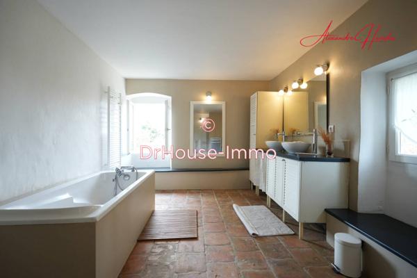 Maison à vendre 6 pièces de 228 m²