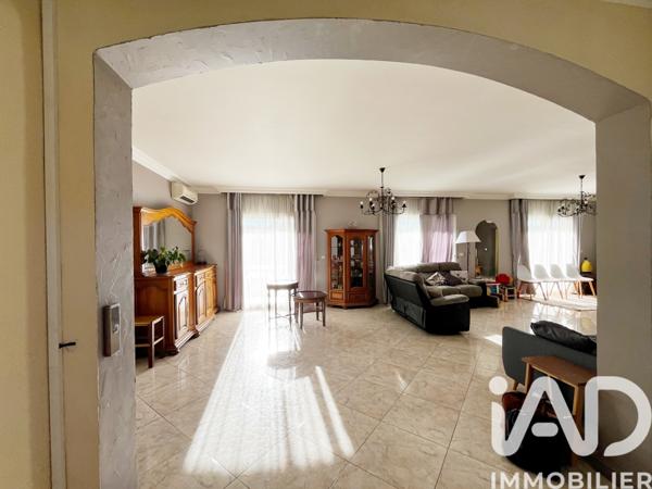 Maison à vendre 7 pièces 257 m² Pollestres