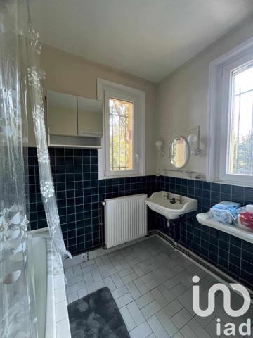 Maison à vendre 10 pièces 224 m² Saint-Just-en-Chaussée