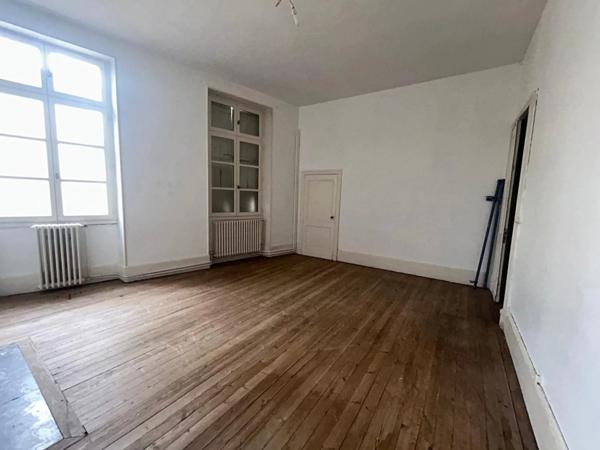 Immobilier Condom (32100) – Appartement 138m2 – 133 000 €