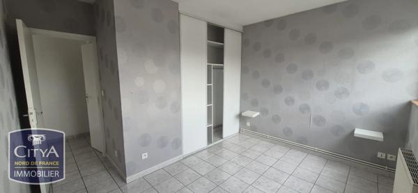Appartement à louer 2 pièces 51.63m² Courrières (62710)