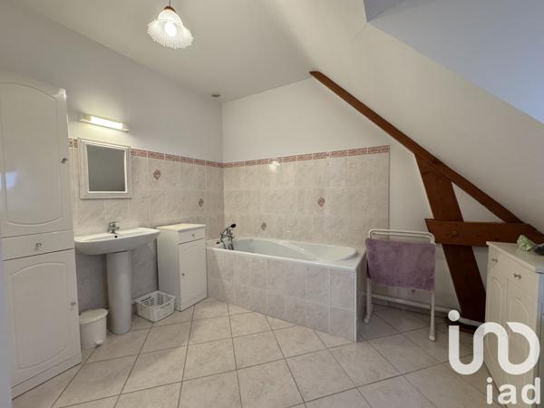 Maison à vendre 8 pièces 126 m² Distré