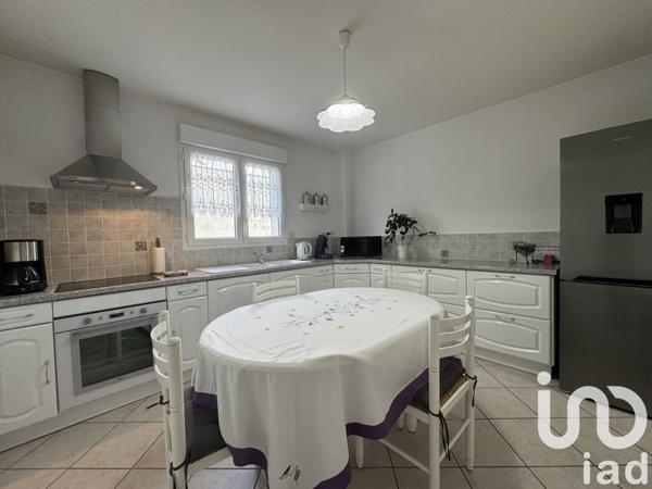 Maison à vendre 8 pièces 126 m² Distré