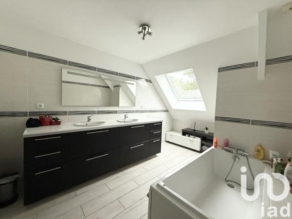 Maison à vendre 5 pièces 133 m² Livry-sur-Seine