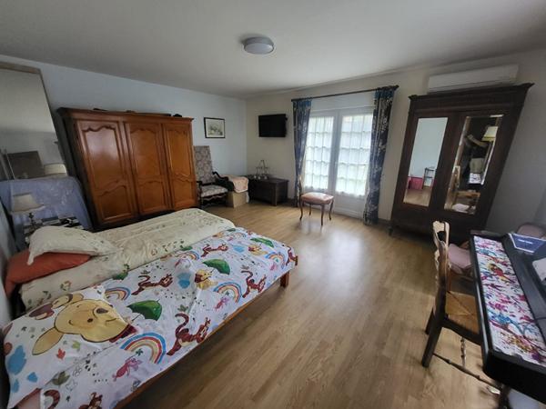 Maison Vernou La Celle Sur Seine 6 pièce(s) 211 m2